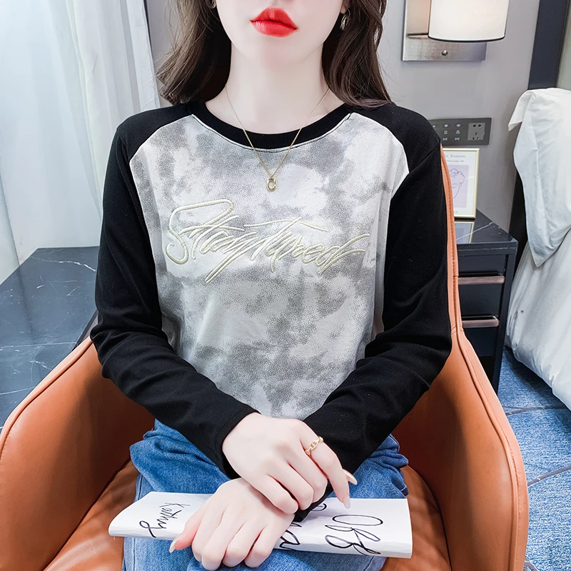 纯色T恤女设计感小众百搭女装秋季通勤圆领2023新款秋季薄款上衣