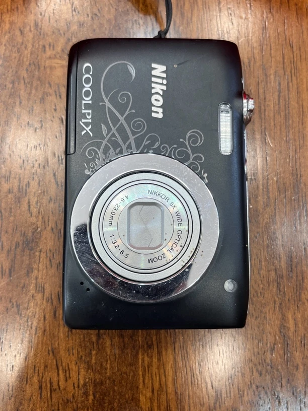 9新 Nikon/尼康 A2600 二手商品no退换