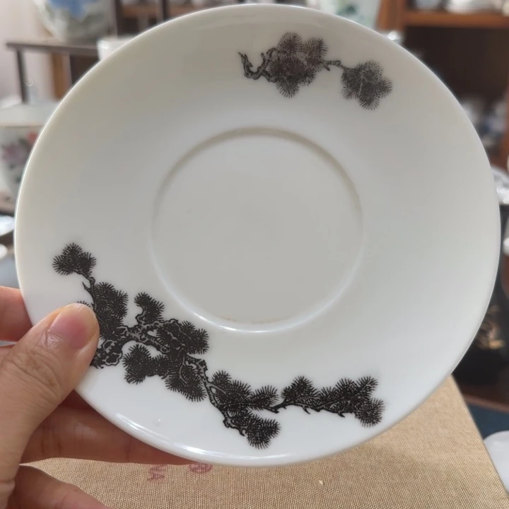醴陵群力14.5厘米碟子微瑕矿点