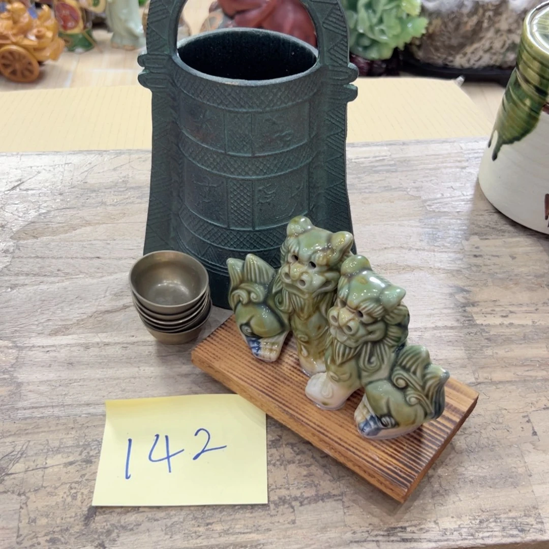 瓷片陶瓷制品厂及纺织