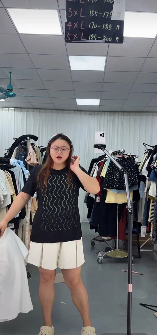 5932（006）大码女装短袖T恤圆领烫钻宽松型夏季透气