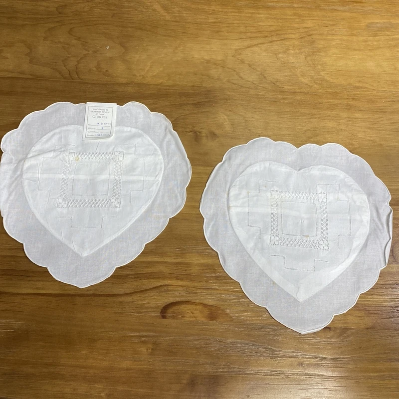 F231 抽丝爱心抱枕套白色棉质内径23cm（不含芯）有氧化 1对