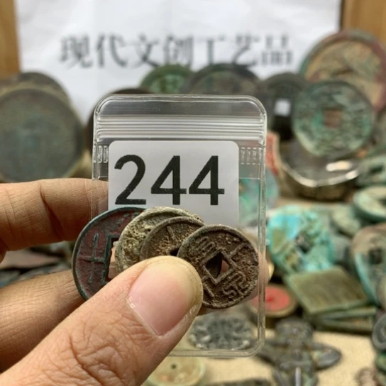 铜秋**韵现代文创工艺品