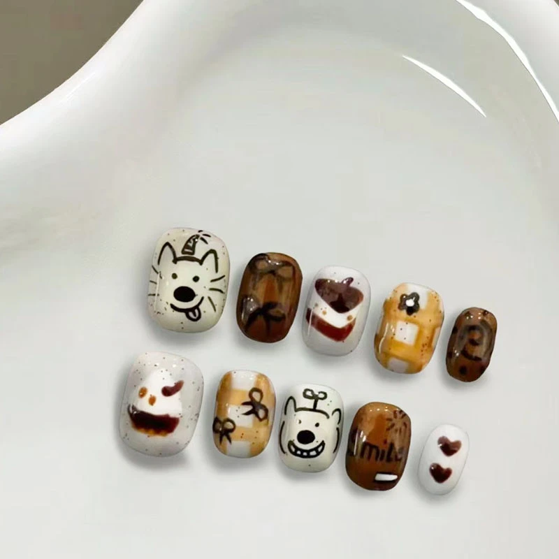 旺旺派对穿戴甲可爱卡通学生个性小众设计秋冬显白新短款美甲贴片