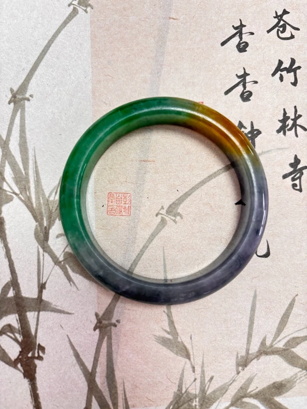 X714-五六加三彩缅甸翡翠手镯