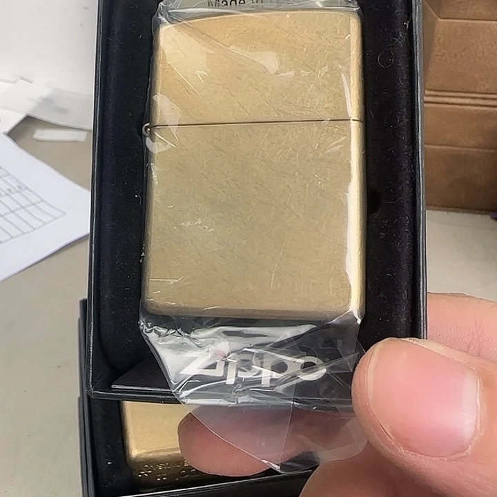 闪***火铜黄铜盔甲光板zippo
