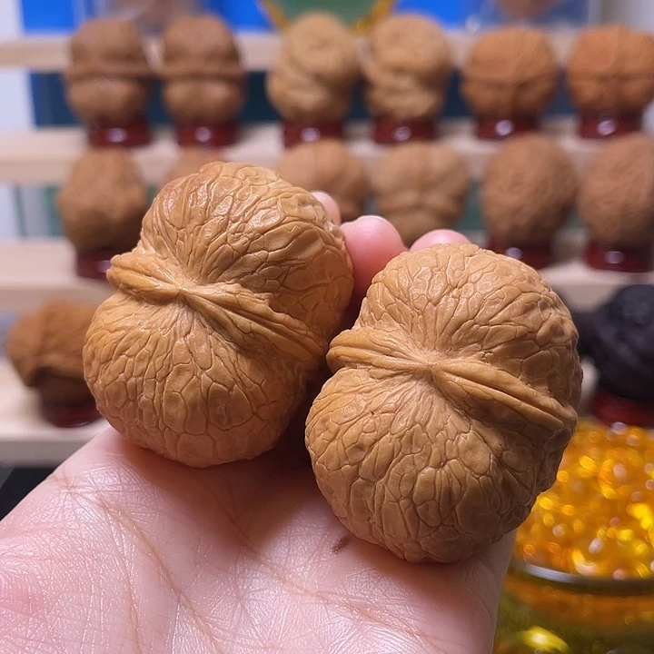 等***了吊坠文玩核桃红尊7199