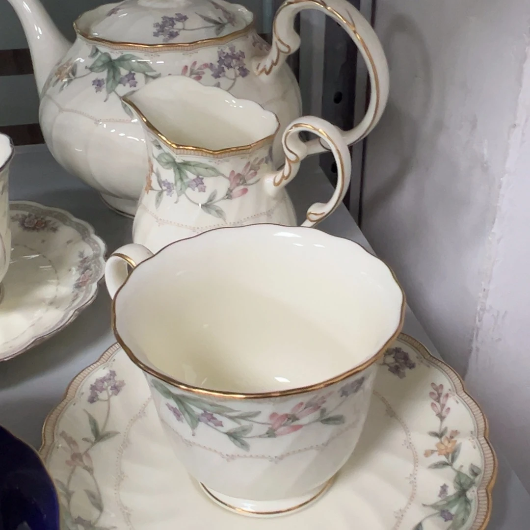 瓷片神灯瓷器瓷器瓷器