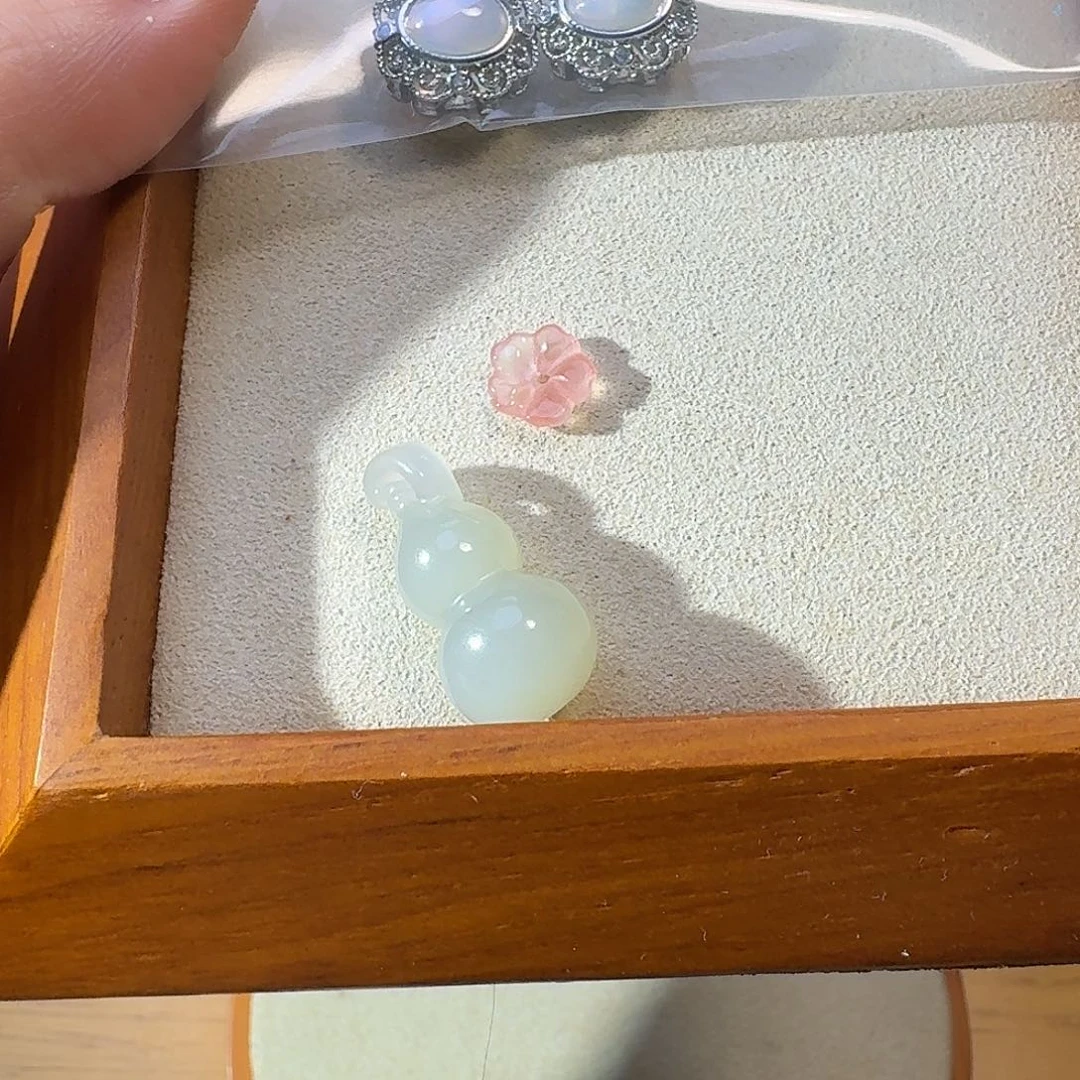 手串未镶嵌水晶?***?配件