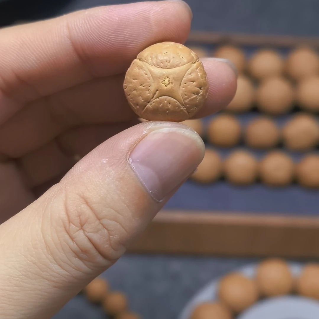 手串凤眼菩提19+麒麟眼