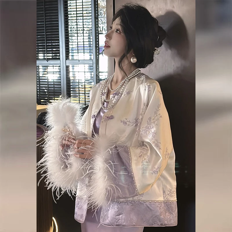 新中式国风缎面刺绣外套女2025新款春季独特超好看毛毛袖盘扣上衣