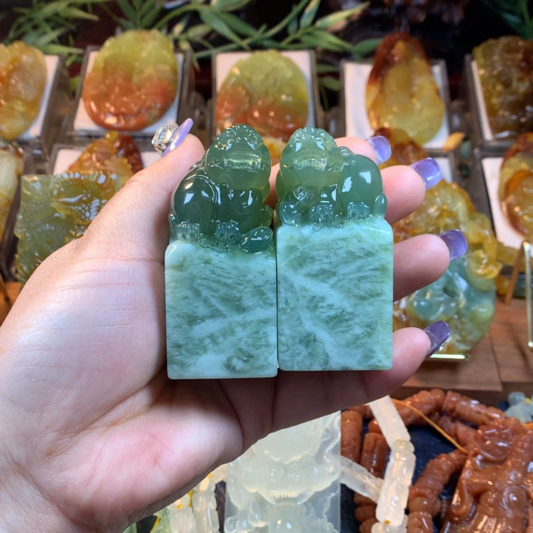 【闪购商品】蛇纹石玉印章未镶嵌