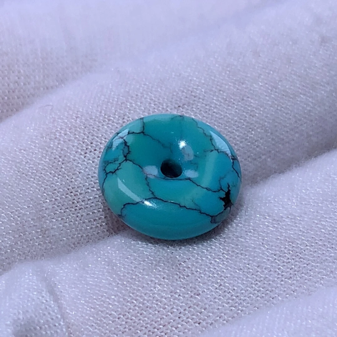 绿松石未镶嵌珠宝奇石9