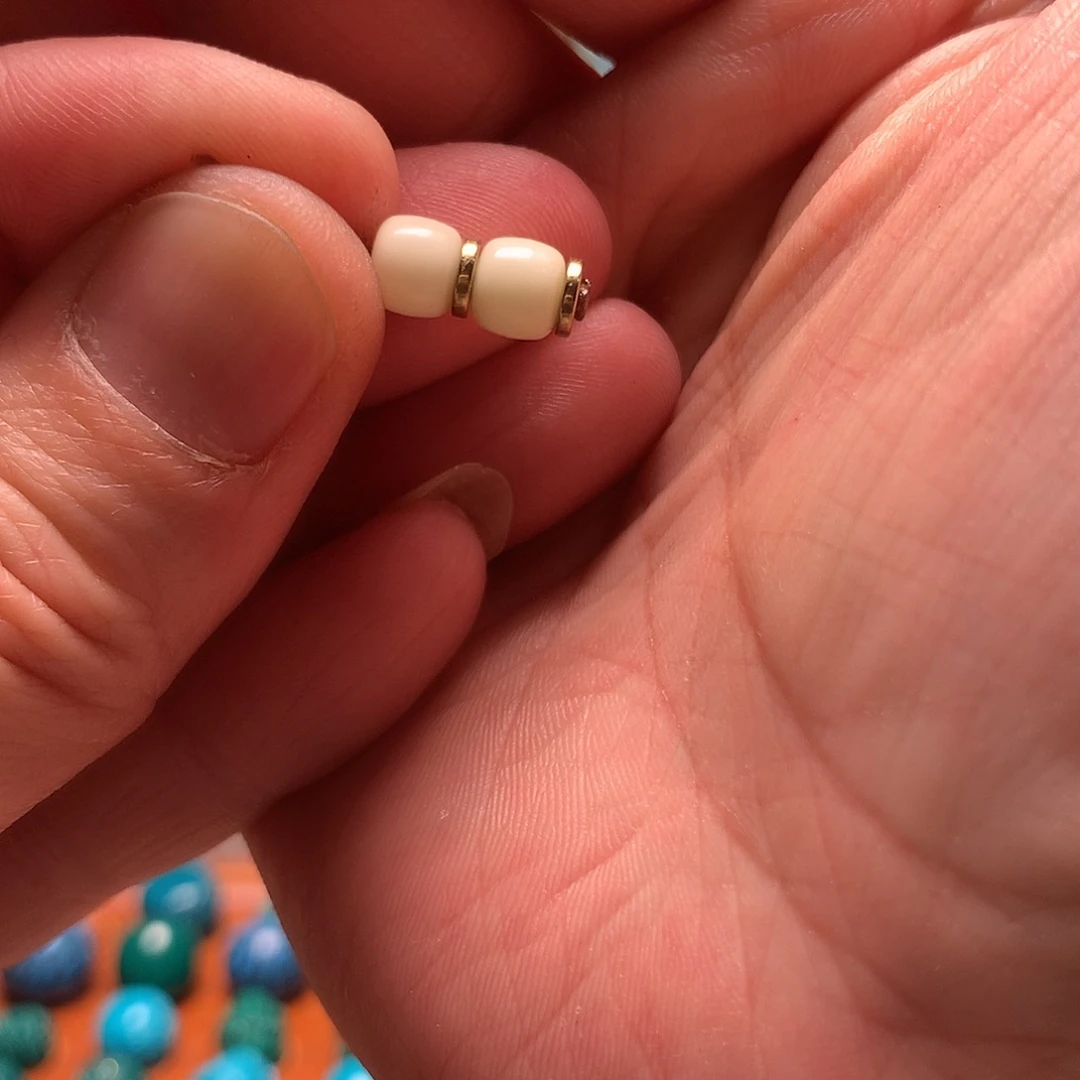 琉璃颈饰蒙**主瓷白色6mm老行