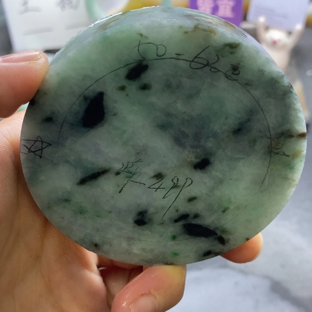 定制翡翠未镶嵌翡翠手镯