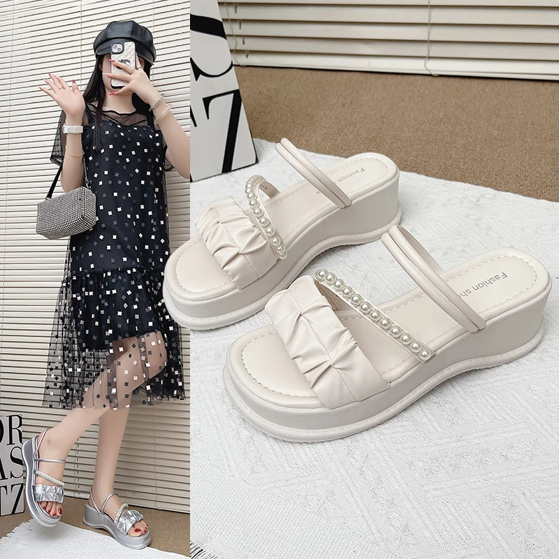 【乐芙兰】2025夏季新款珍珠两穿曾高凉拖时尚坡根厚底爆款女拖鞋