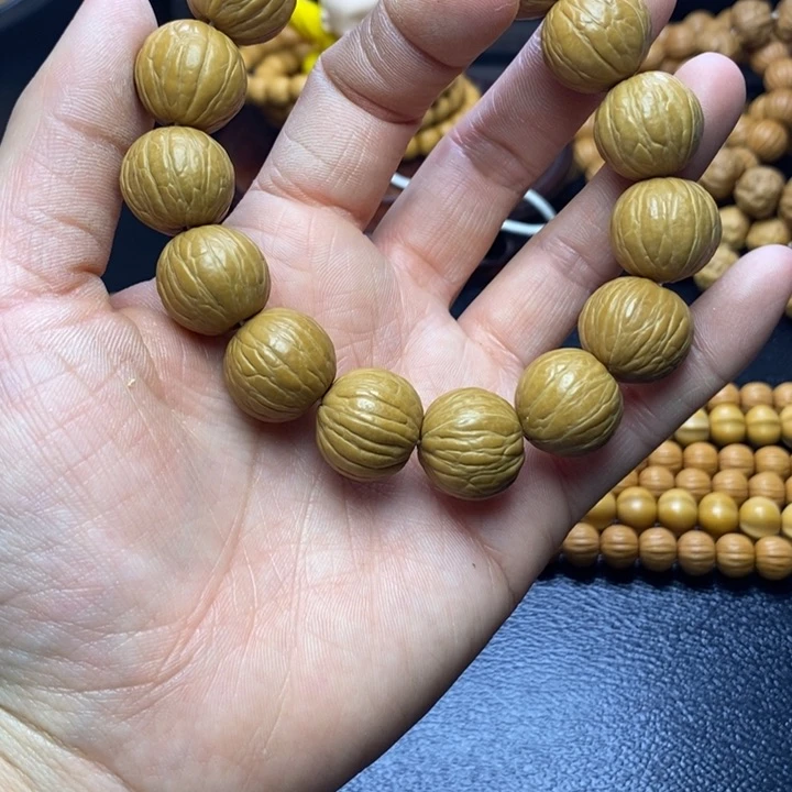 猴头核桃手串猴头