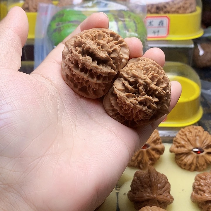 文玩核桃把件全品状元冠
