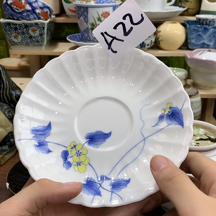 瓷片糖*考虑天咯考虑旅途