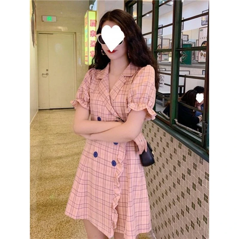 设计感歇女夏装粉色连衣裙法式新款茶2025西装初恋小众夏季子短