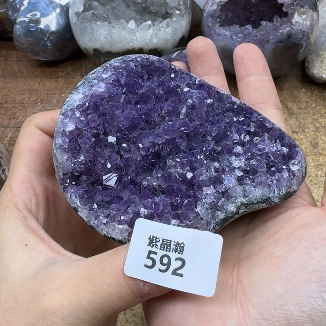 水晶大型摆件（非配饰）未镶嵌