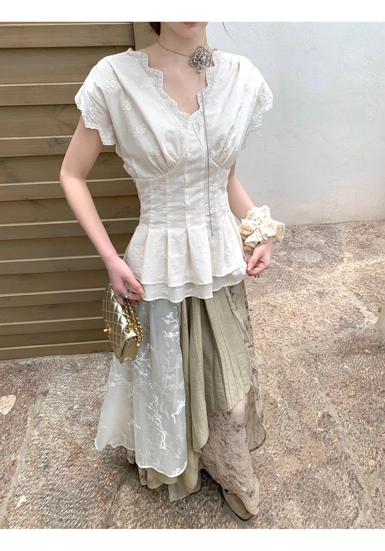 ML白色上衣女夏季新款韩系v领修身收腰设计感气质洋气上衣t恤1967