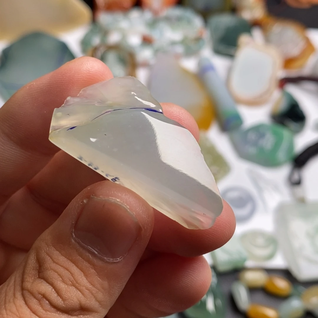 定制翡翠未镶嵌冰胶随形