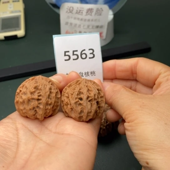 把件文玩核桃34苹果园手捻5563