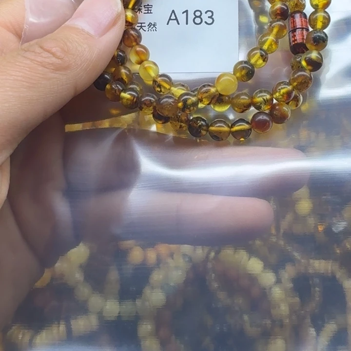 琥珀未镶嵌珠宝奇石