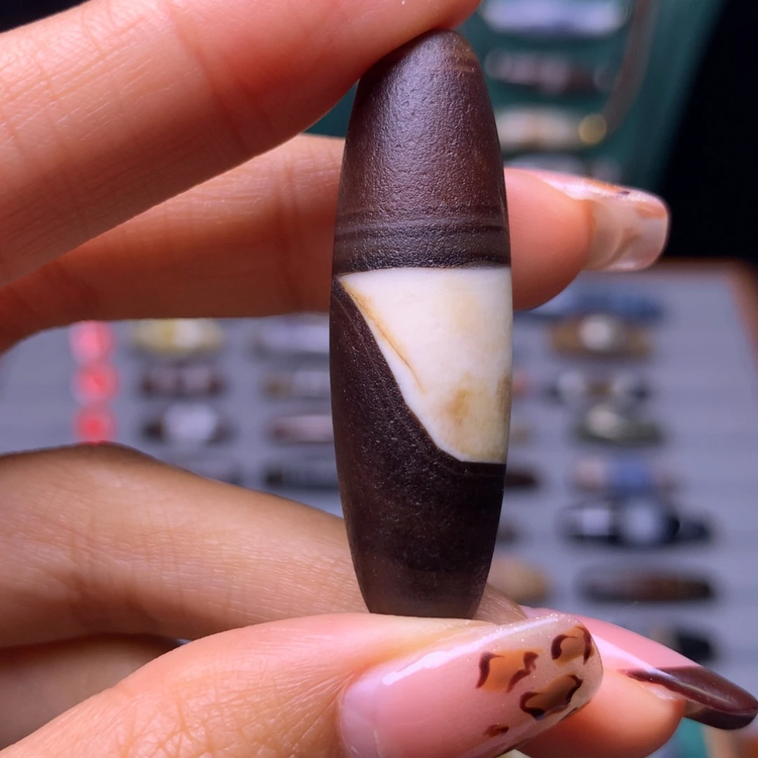 未镶嵌颈饰玛瑙/玉髓