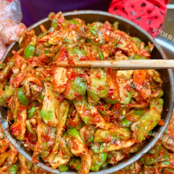 杨巧妹脆辣青菜片咸香辣脆辣椒酱即食美食下饭菜调味腌菜下饭神器