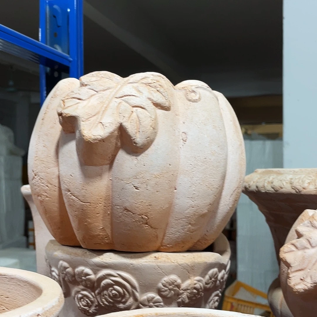 口17×17       大号手工花盆一个