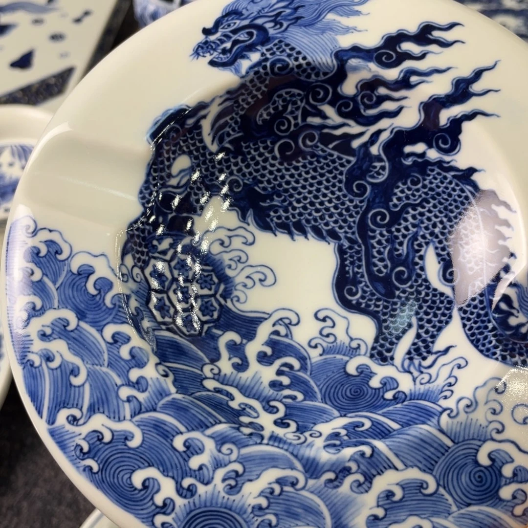 青***玉景德镇陶瓷手工手绘