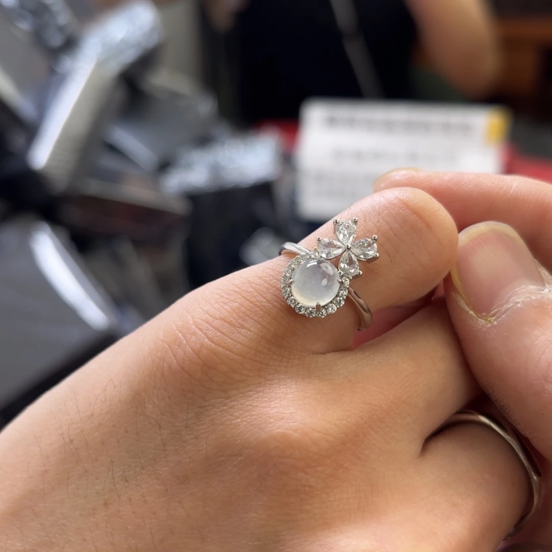 翡翠银S925镀金镶嵌颈饰