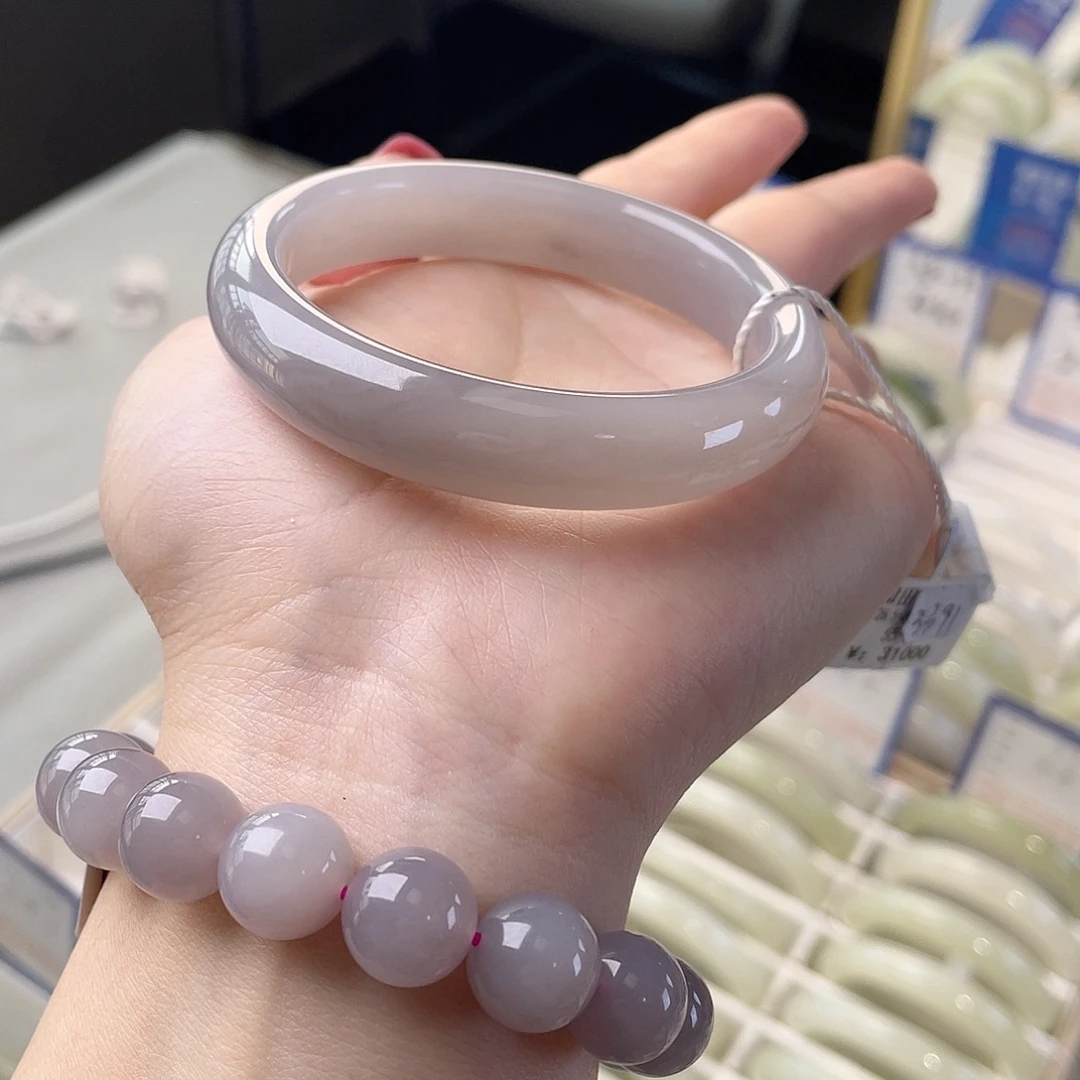 和田玉未镶嵌手镯冰烟紫满圈色 色匀色正 今日推荐