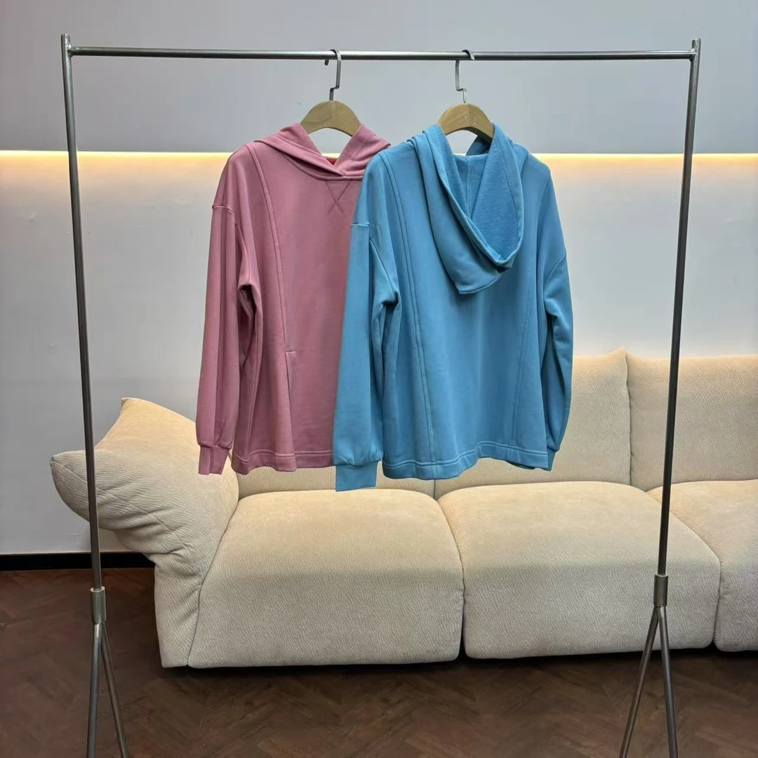 CSY4115 意大利客人订单 胶囊系列 双色前开叉多巴胺龙针织套装