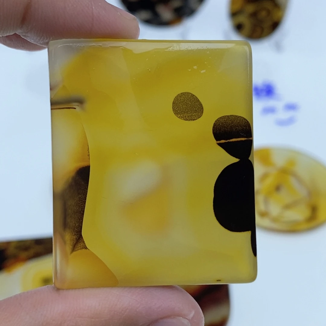 玛瑙/玉髓未镶嵌珠宝半成品