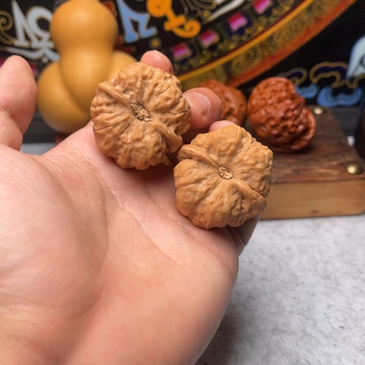 炸***使文玩核桃吊坠哈哈哈哈哈哈哈哈哈