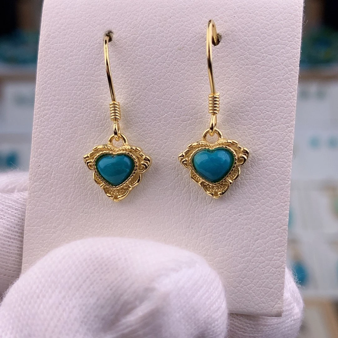 未镶嵌绿松石耳饰