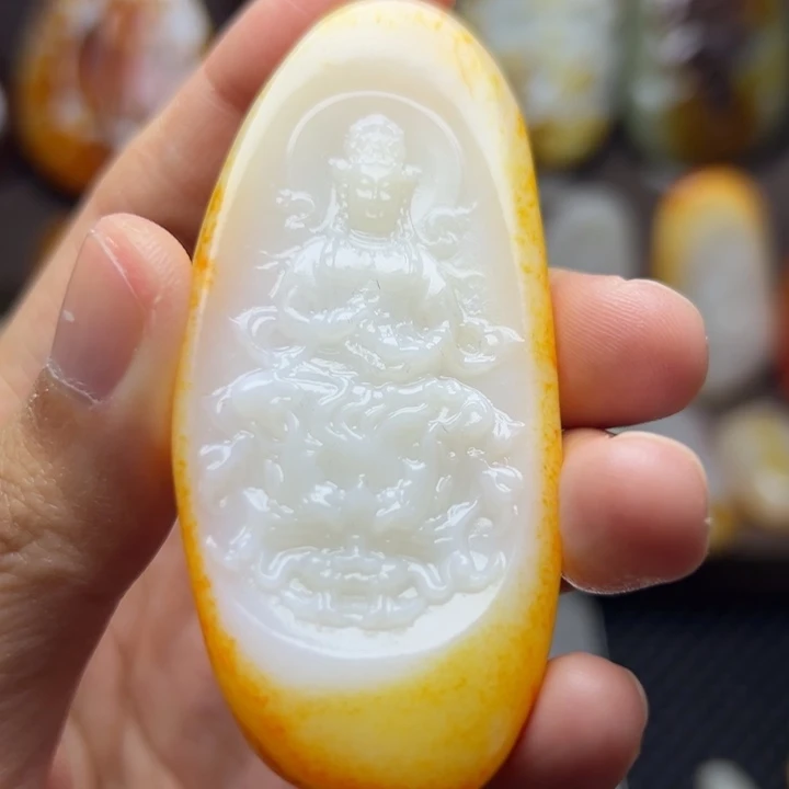 和田玉未镶嵌颈饰