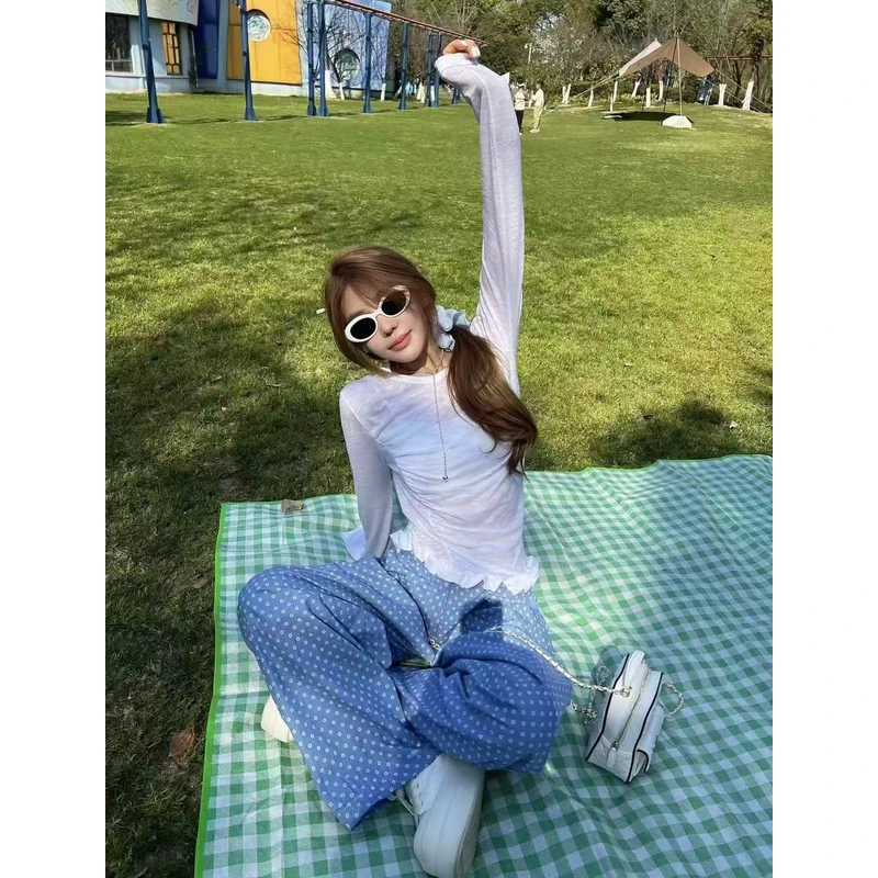 悠悠 新款薄薄不规则褶皱花边圆领打底上衣