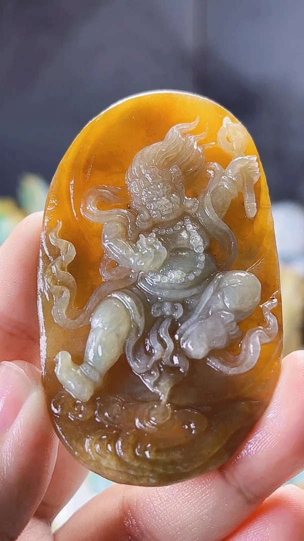 【新春好物】天然缅甸翡翠黄翡大黑天财神毛货需抛光尺寸67-40-9