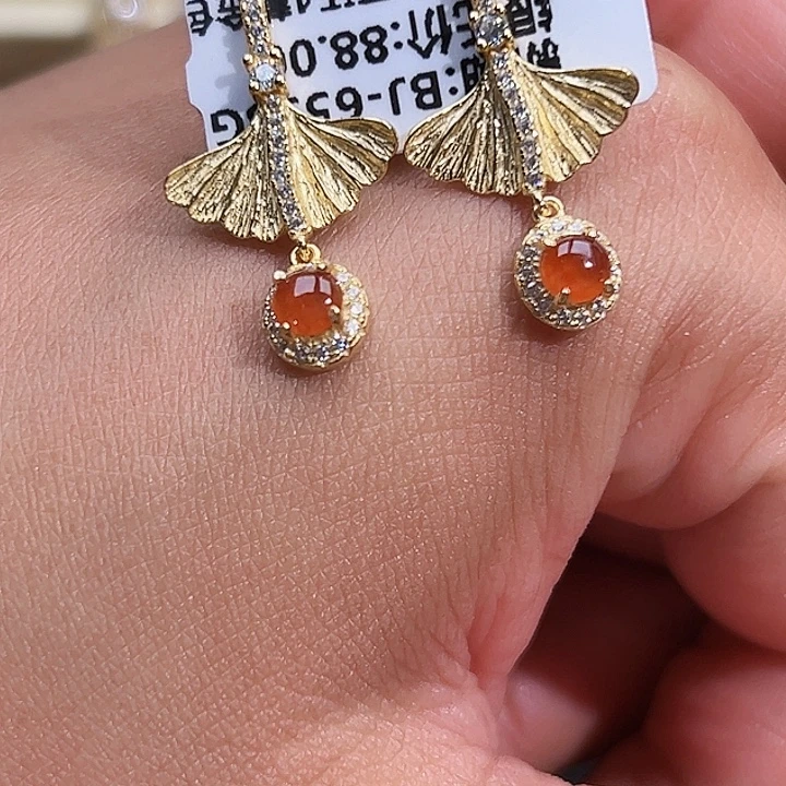 翡翠银S925镶嵌戒指缅甸天然A货翡翠而定