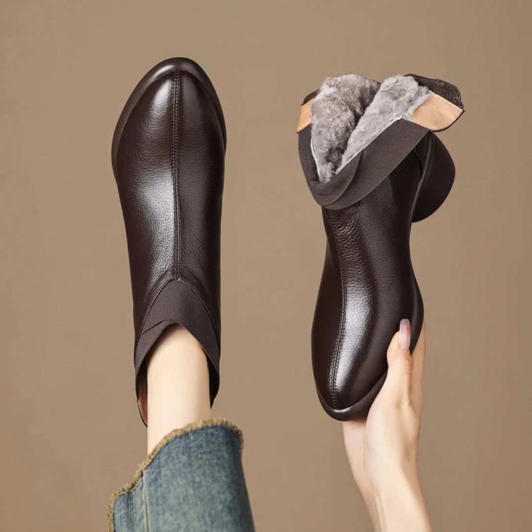羊皮短靴舒适粗跟冬季圆头保暖女靴中跟短靴英伦风女靴软底