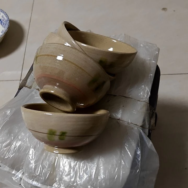 摆件陶瓷盘子碗啥都有