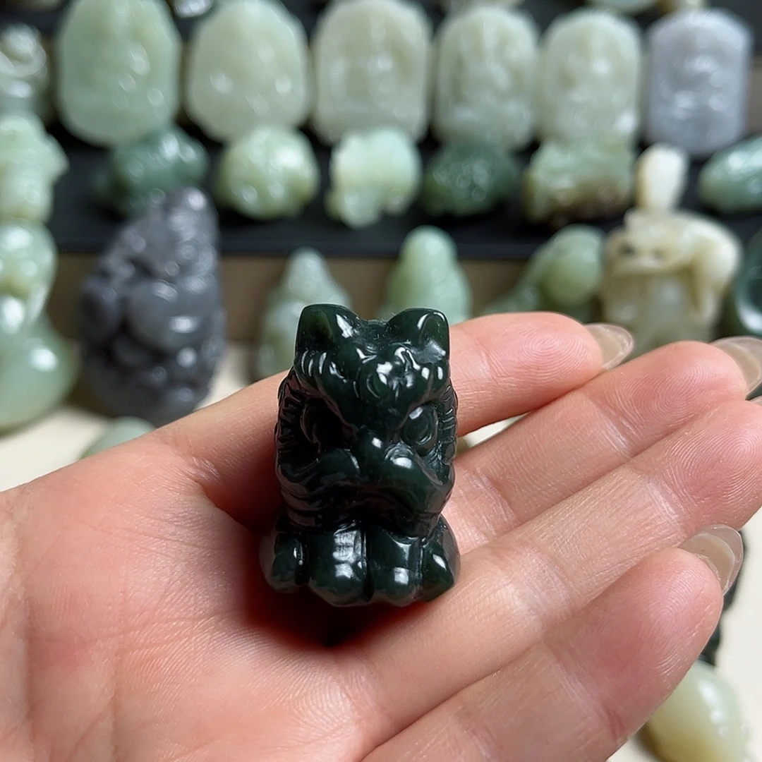 未镶嵌和田玉把件