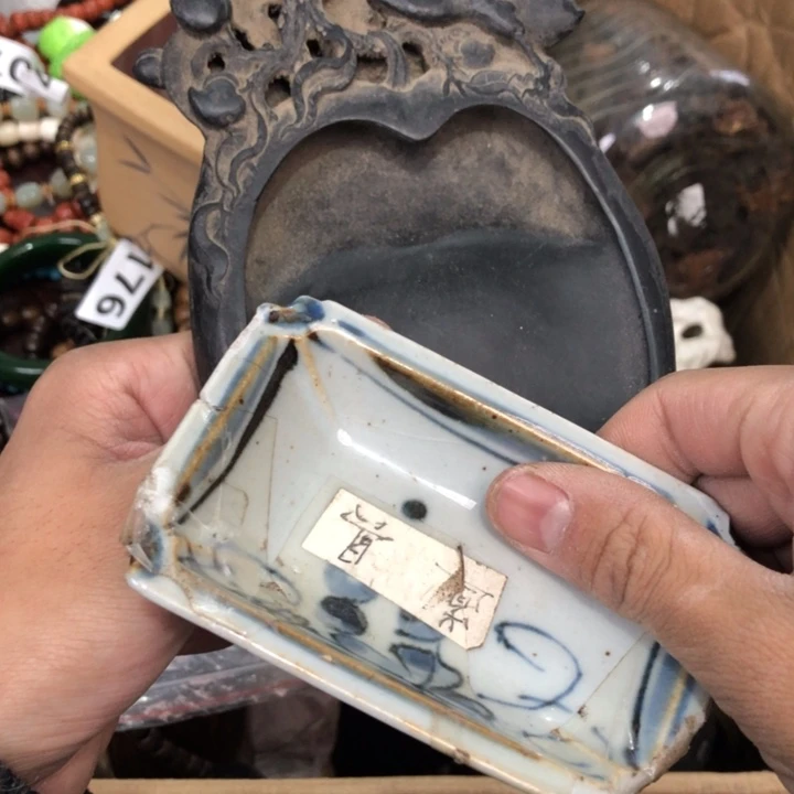 陶瓷孤品单件车里拍