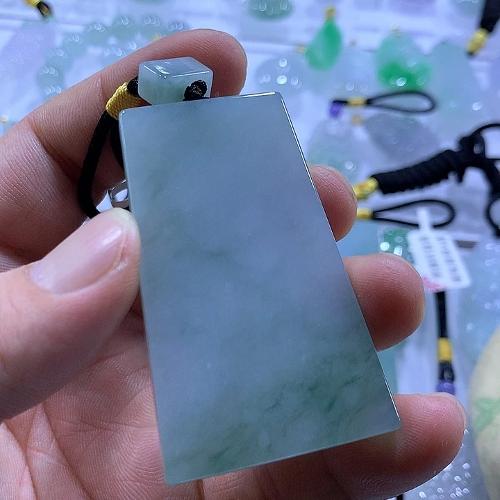 翡翠未镶嵌颈饰天然翡翠A货吊坠