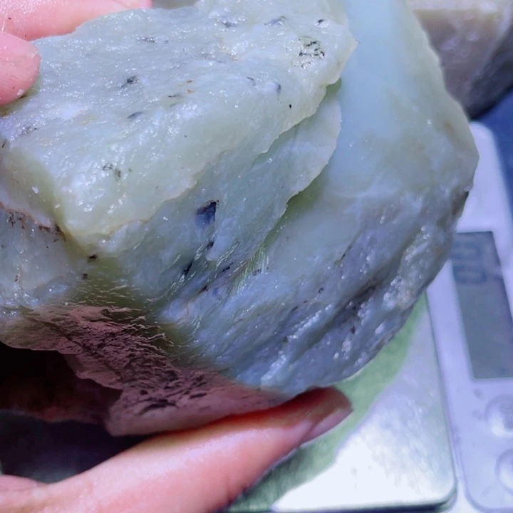 和田玉（糖玉）未镶嵌珠宝半成品