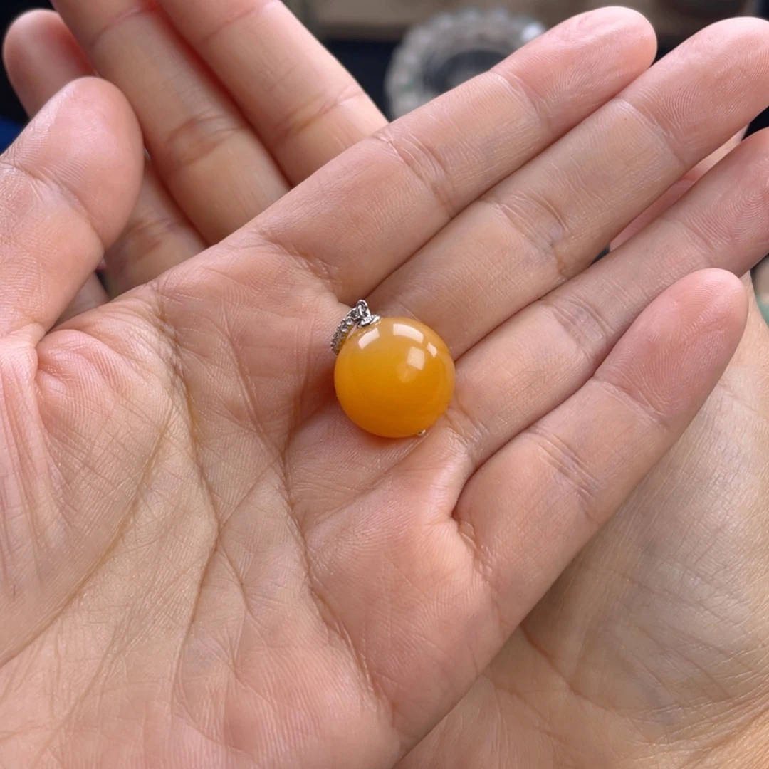 曙***光石英质玉未镶嵌手链